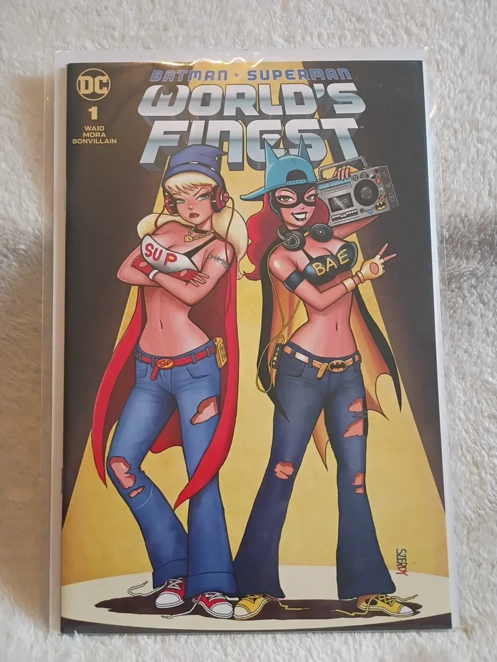 Worlds Finest #1 Nathan Szerdy Exclusive trade Variant High Grade NM
